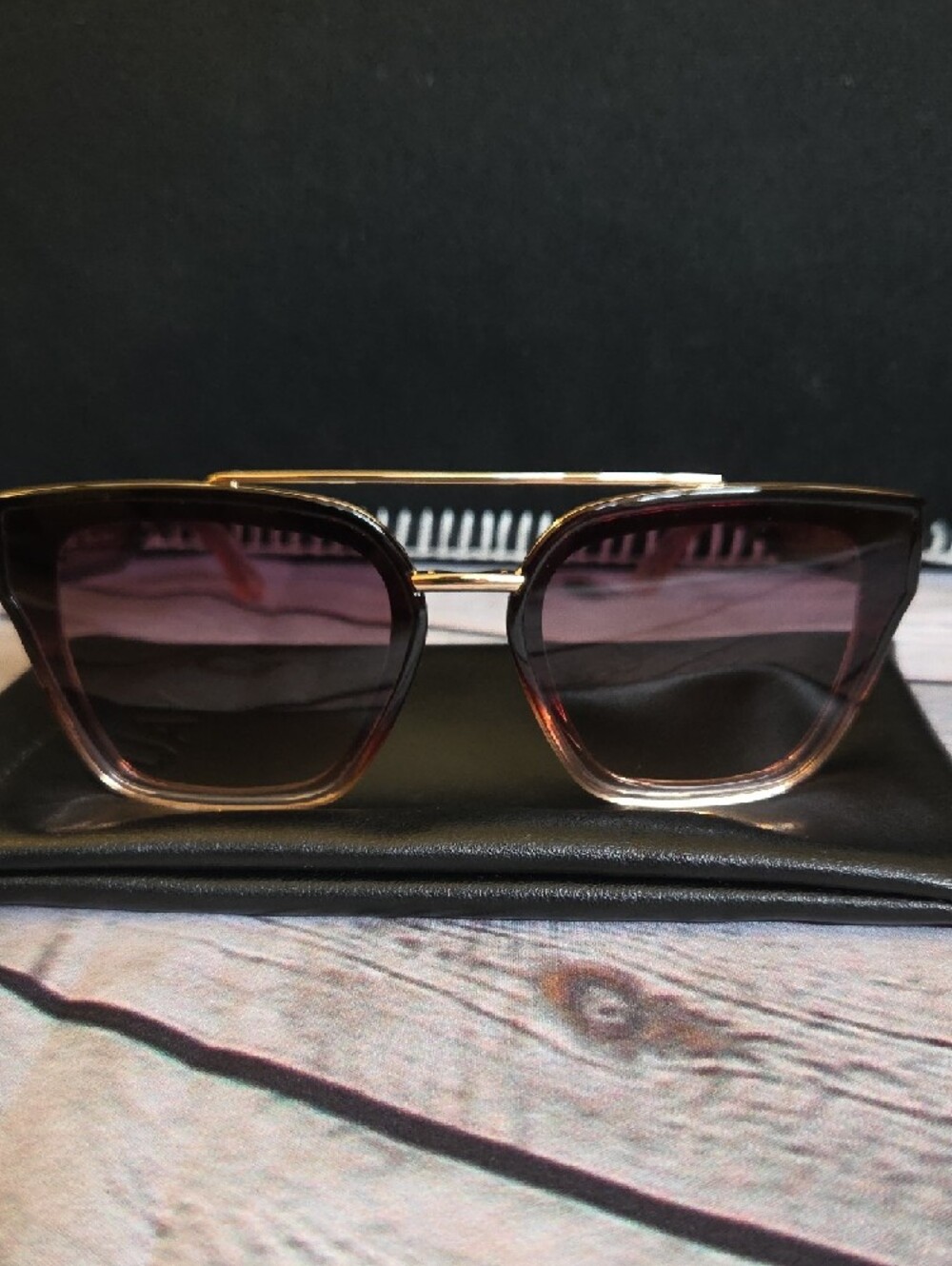 Quay Sweet Talker Sunglasses - Picture 5 of 5